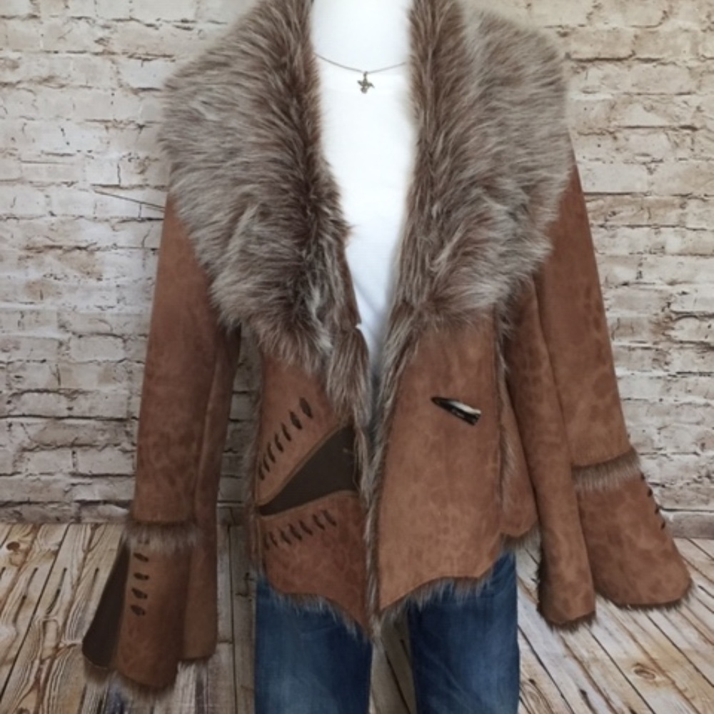 MAKE OFFER Boho faux suede, leather, fur jacket